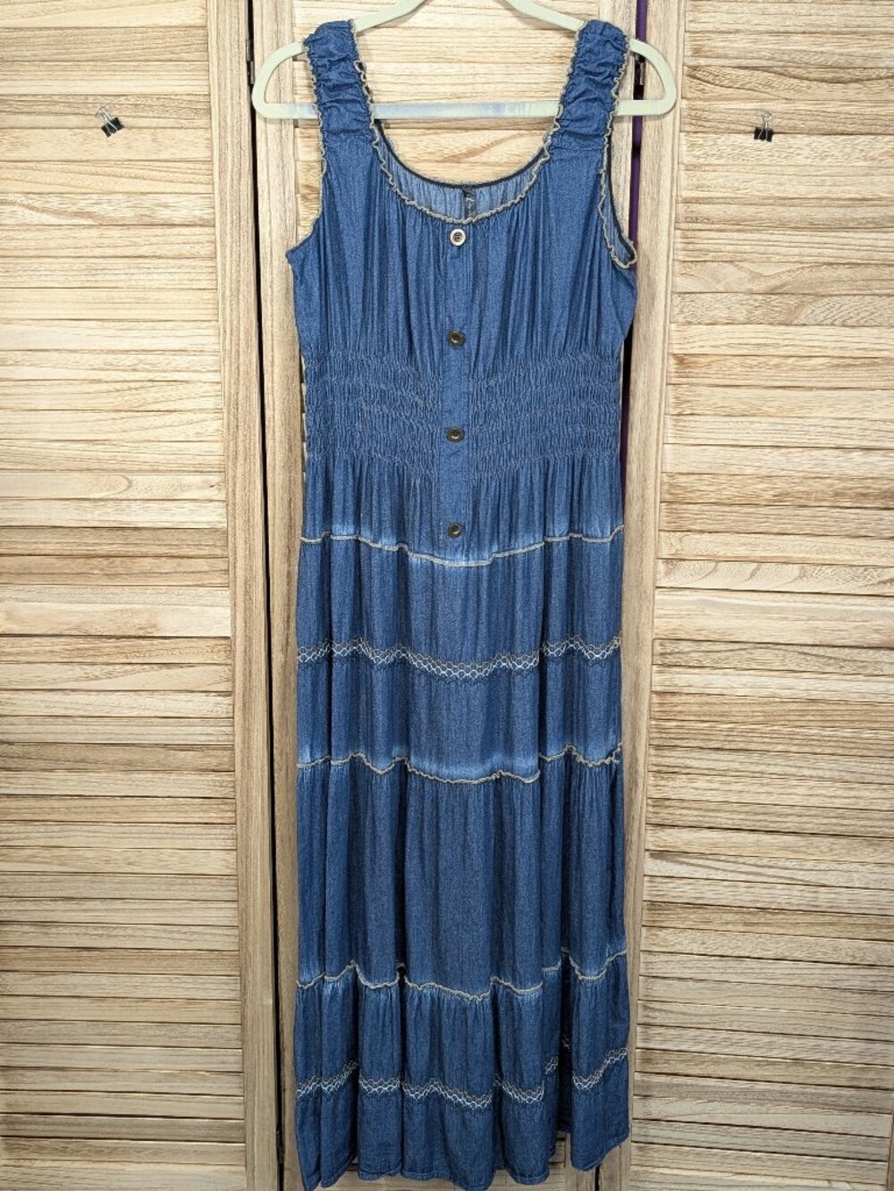 Indigo & Lace Sleeveless Tiered Maxi Dress in Denim Blue Size 2X